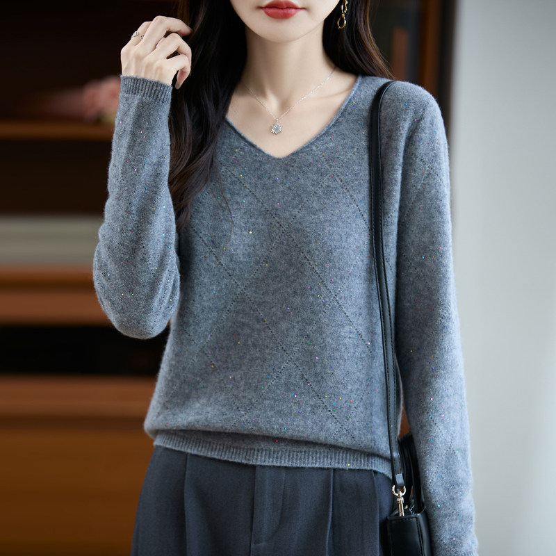 2026春季新款V领针织衫上衣女宽松内搭可外穿打底衫鸡心领毛衣
