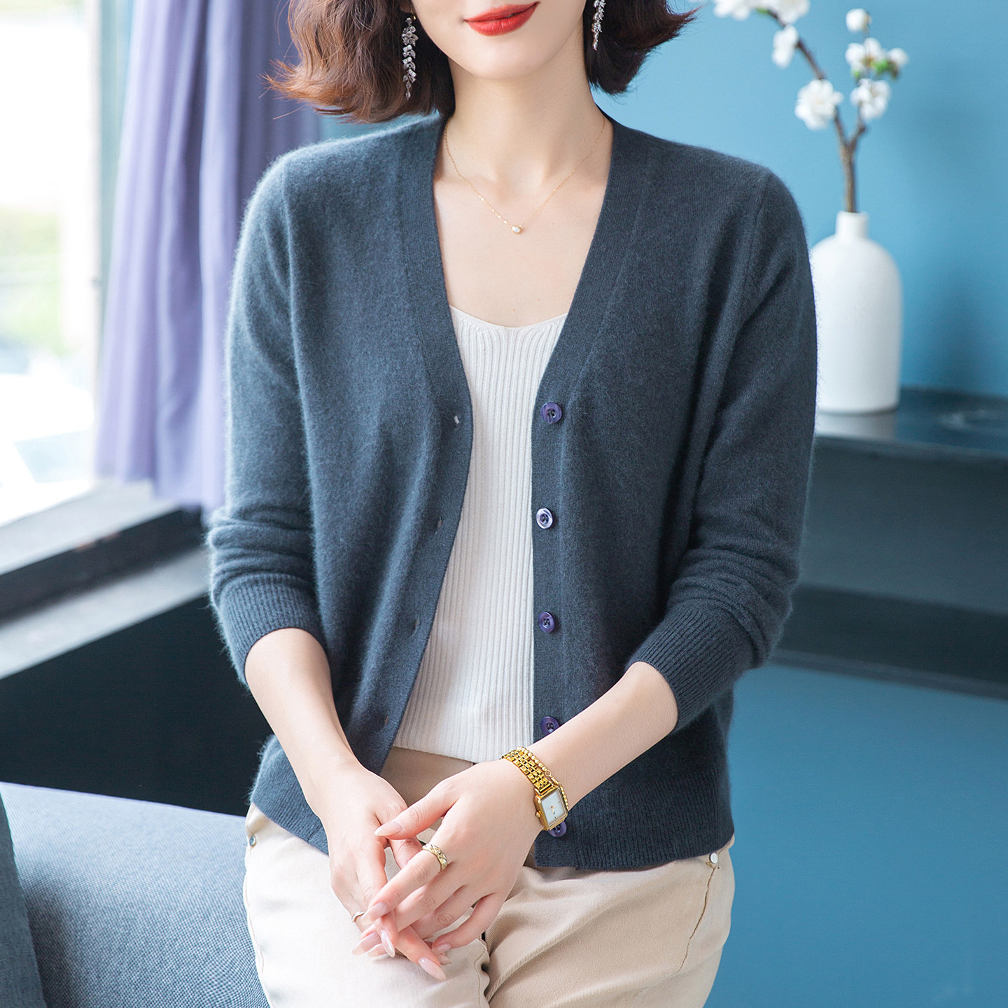 秋冬新款时尚纯羊绒针织开衫女装