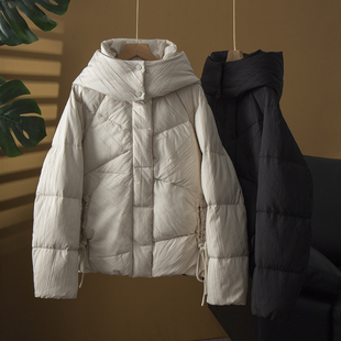 丝艺 90白鹅绒压褶龟背款连帽羽绒服泡芙鹅绒服202年冬季保暖外套