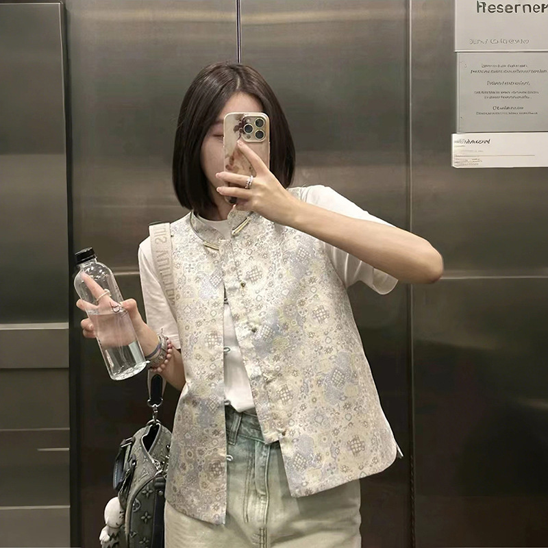 法式小众 2025早春新款别致提花盘扣中山领马甲复古优雅女士背心