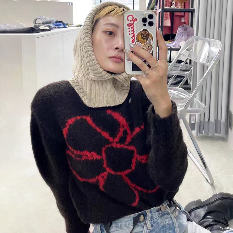Pa北欧小众 2023秋冬复混纺针织套头女钩编花朵图案毛衣女