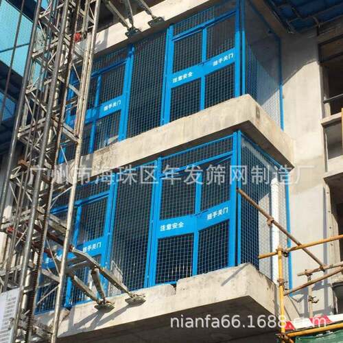 焊接式钢板网电梯井口安全门施工安全防护门洞口防掉漏电梯门