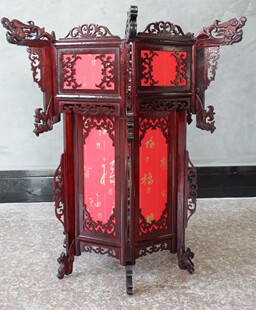 木质宫灯大红灯笼红色仿羊皮木雕宫灯六角庭院灯中式灯笼结婚灯笼