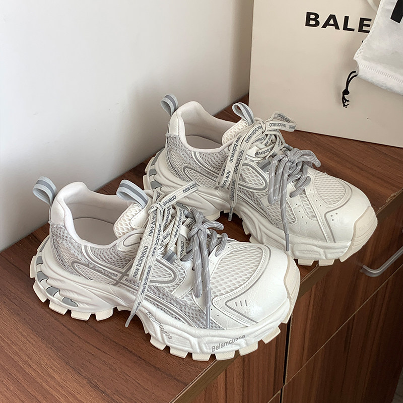 YOUNGER LURE老爹鞋女款2026新款今年流行爆款小个子运动厚底增高