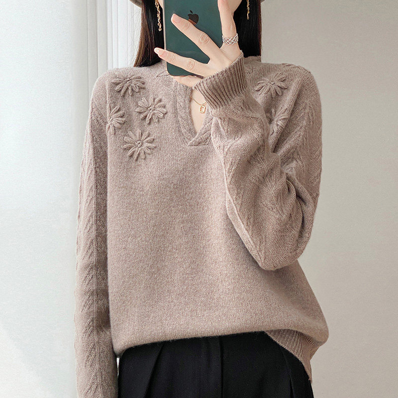 2025新款100%纯羊毛衫v领加厚套头钩花麻花毛衣女士打底衫针织衫