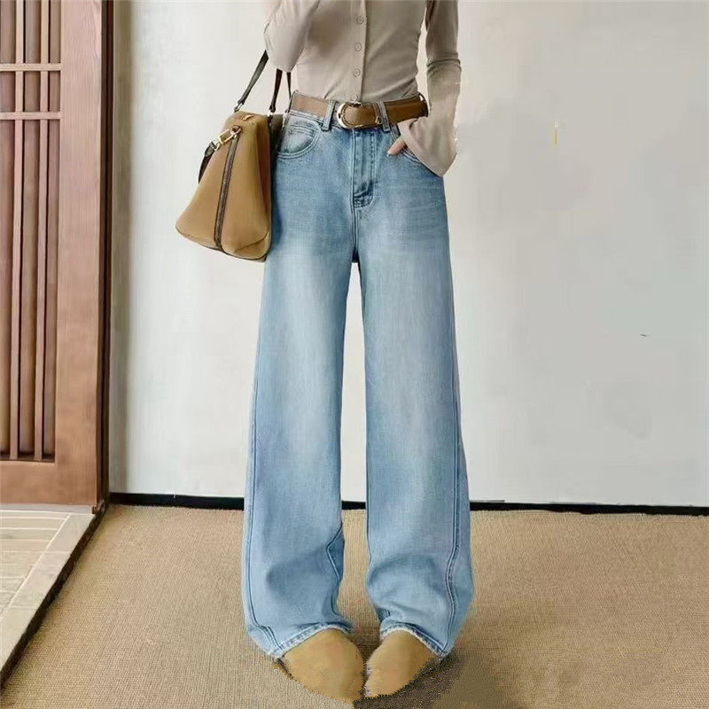 浅蓝色立体剪裁拼接牛仔弯刀阔腿裤女2026早春高腰宽松显瘦镰刀裤