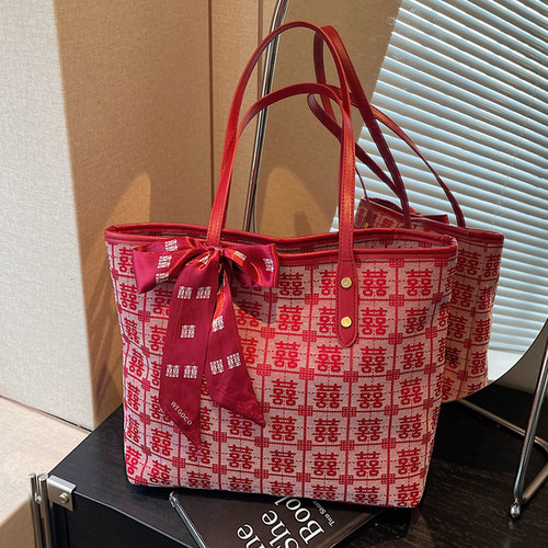 新中式红色结婚喜字托特包伴手礼