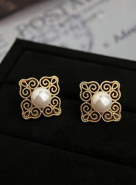 轻中古几何镂空祥云珍珠耳钉复古文艺民族风高级感耳饰女