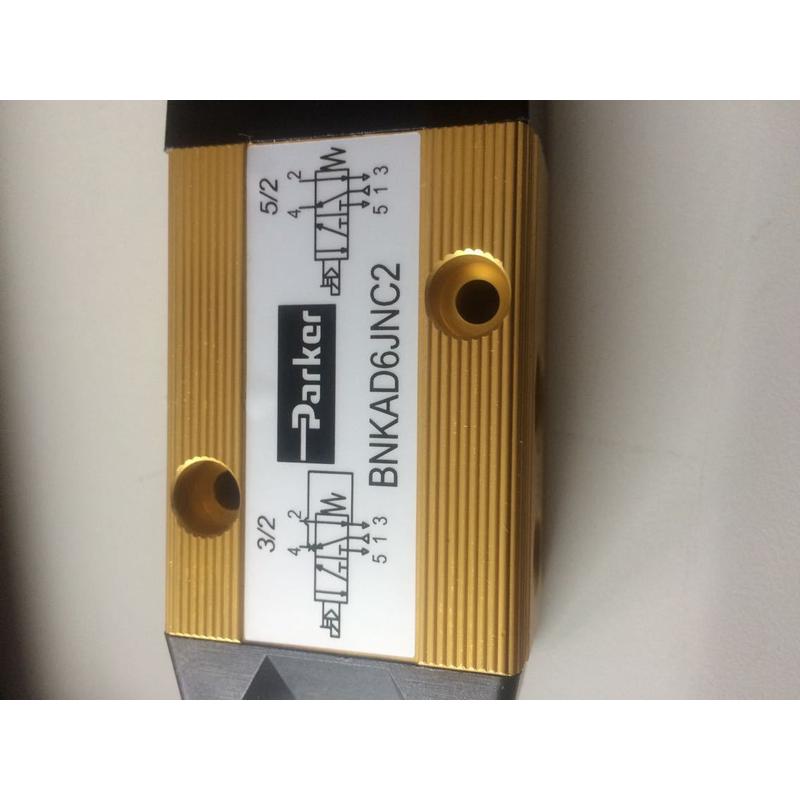 热销BALLUFF巴鲁夫传感器*开关BESM12MG-GOC30B-BV03