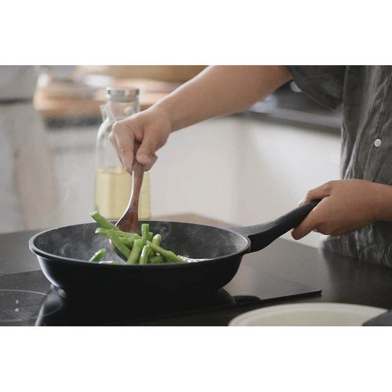 eq4f/火柄平底不粘锅轻便炒锅煎锅28带盖直单电磁炉/芥埴