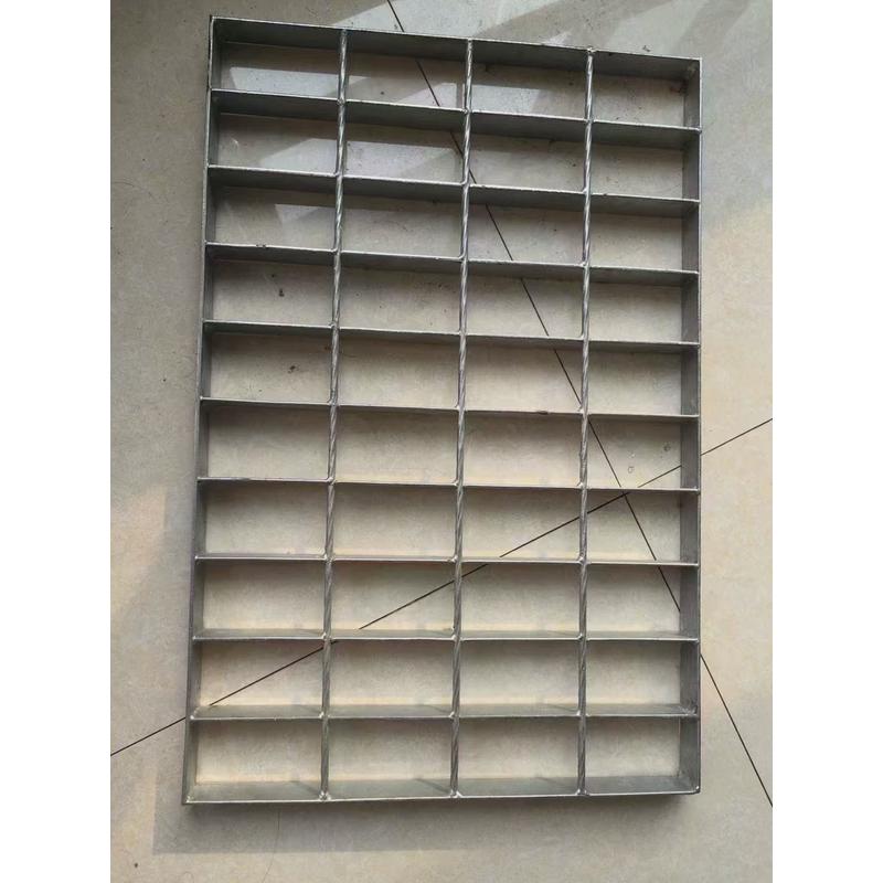 热镀锌钢格栅防滑踏步钢格板造船厂排水格栅电力光伏走道网格盖板