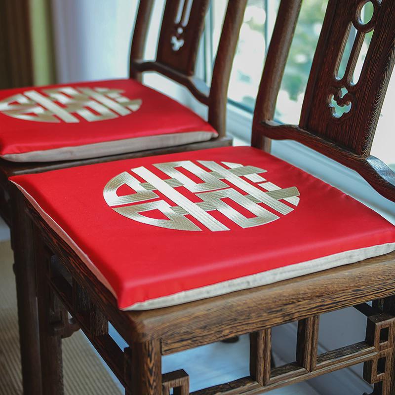 pk7j结婚椅垫抱枕沙发喜字坐垫新婚红色婚礼新中式腰靠垫婚庆敬茶