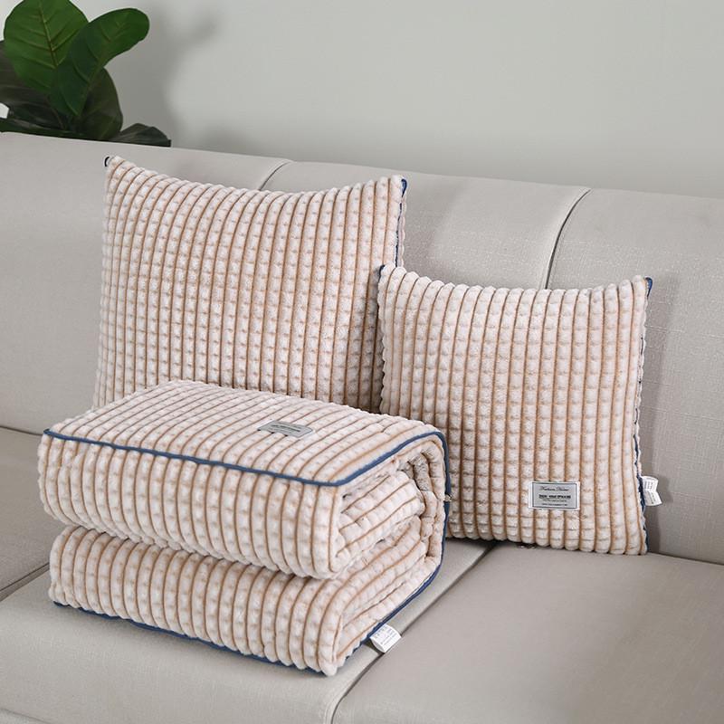 靠垫靠枕空调被夏凉被车载抱枕被办公室两用午睡办公格子抱枕被