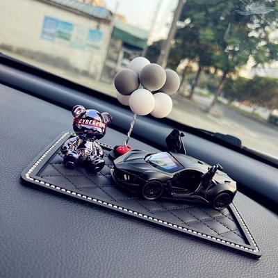 男士高级感车摆件男生高档车载装饰品大气高端车内中控台男式专用