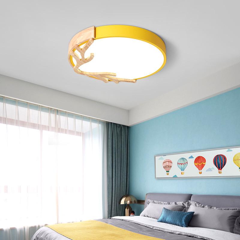 北欧风格卧室灯温馨浪漫鹿角现代简约主卧室灯吸顶灯灯具