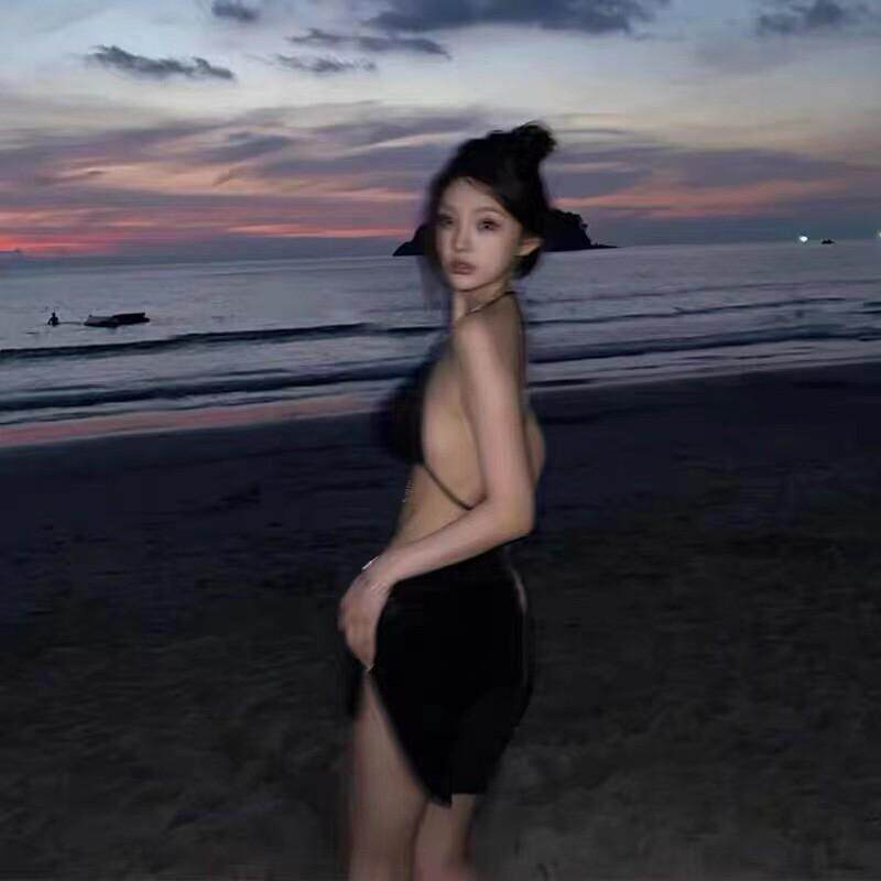 黑色链条泳衣女比基尼三件套分体美背泳装泡温泉沙滩度假挂脖性感