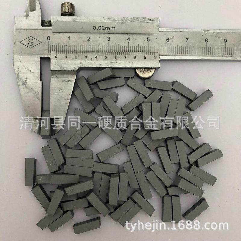硬质合金度外刀头a31545焊接圆车刀ywa320钨钢车刀