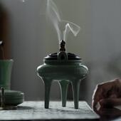 束刻纯手工炉盘三足香炉带木盖香薰仿宋香炉家用创意香道器摆件