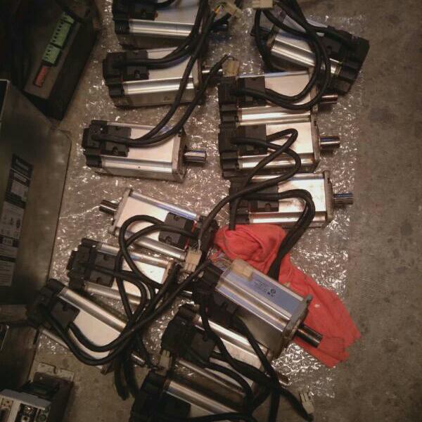 伺服电机MHMD042P1U P1S,G1C MHMJ042G1U,MSMJ042G1U G1V