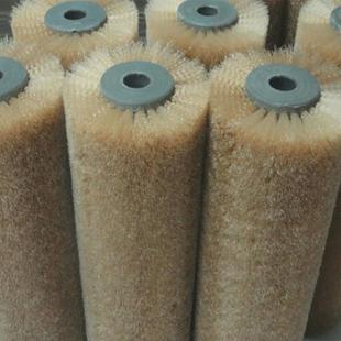 厂家生产直供滚筒除锈抛光打磨钢丝辊镀铜钢丝刷辊不锈钢丝刷辊