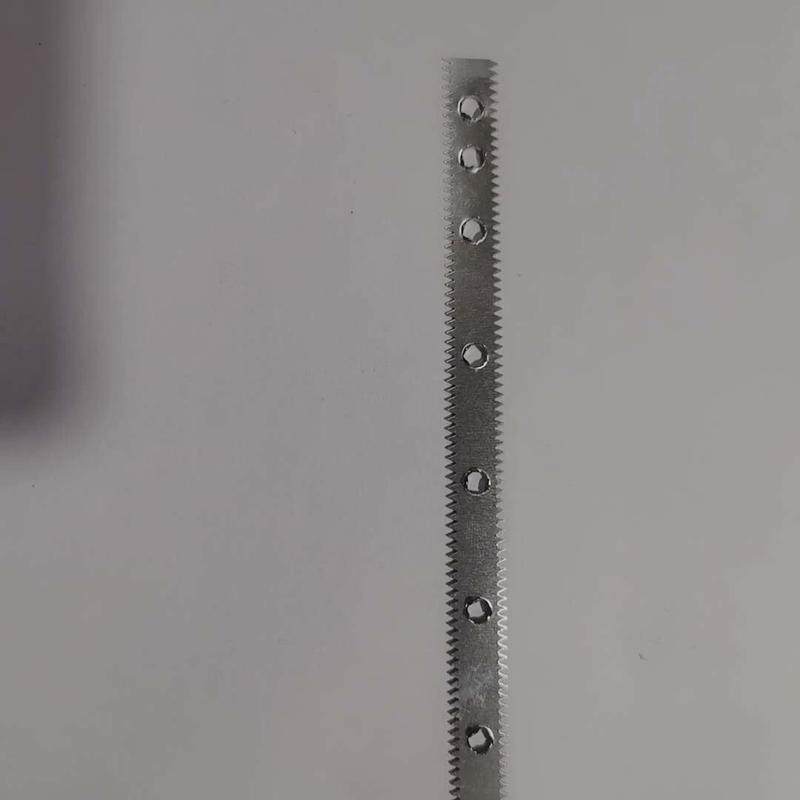 不锈钢锯条普通齿家用保鲜膜铝箔彩盒锯齿条切割器不锈钢双面齿,农机/农具/农膜,播种栽苗器/地膜机,淘宝优惠券,粉丝福利购,淘宝优惠卷