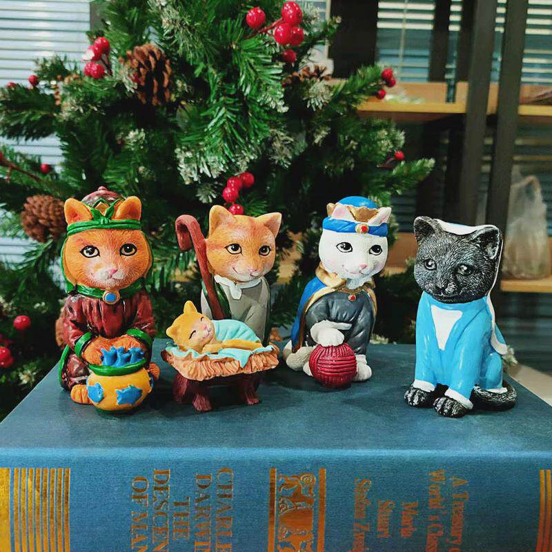 新款王室猫咪诞生猫咪家族雕塑树脂摆件创意猫咪树脂工艺品