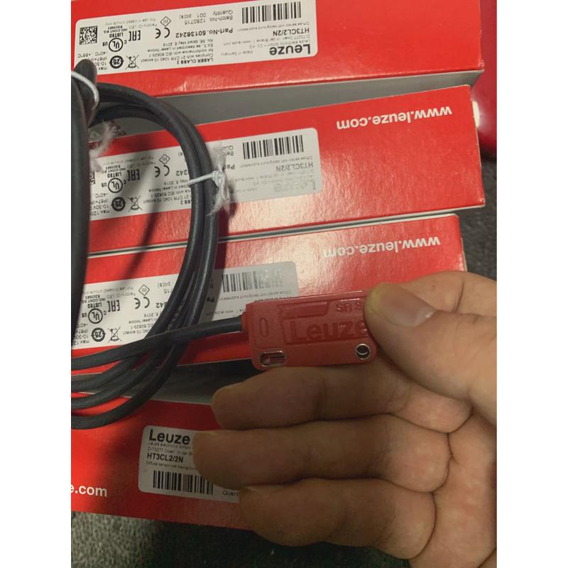 leuze易测/劳光电开关ht3cl2/2n
