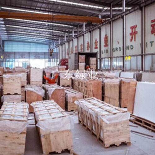 【】碎花人造黄色石英石台面桌面地板面板板墙窗台板供应厂家