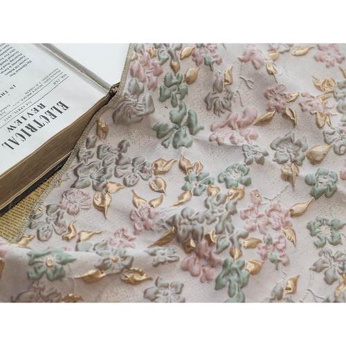 提花色织金丝浮雕泡泡布料柔软素雅蓬蓬裙风格面料时尚肌理质感