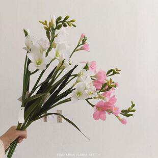 仿妆玉簪花水仙手感仿真花花束摆件客厅餐桌假花摆花轻奢小苍兰