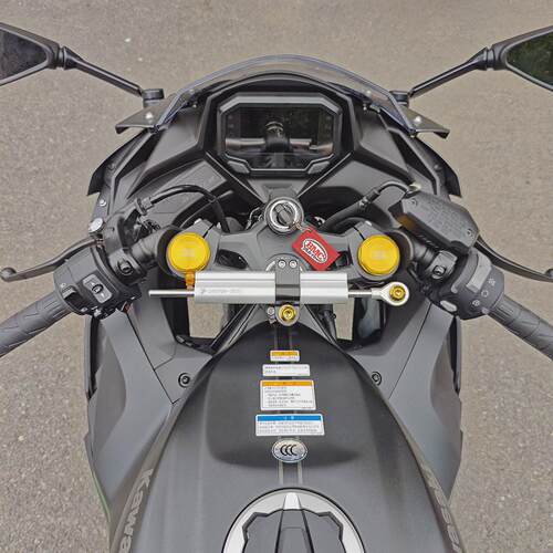川崎ZX4R/RR欧林斯OHLINS钛尺凌云改装方向阻尼器防死亡摇摆SD001
