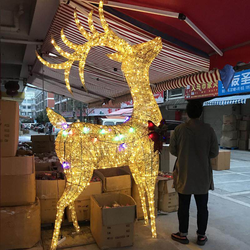新款圣诞节装饰品圣诞鹿拉车铁艺发光雪橇车装饰大型场景布置摆件