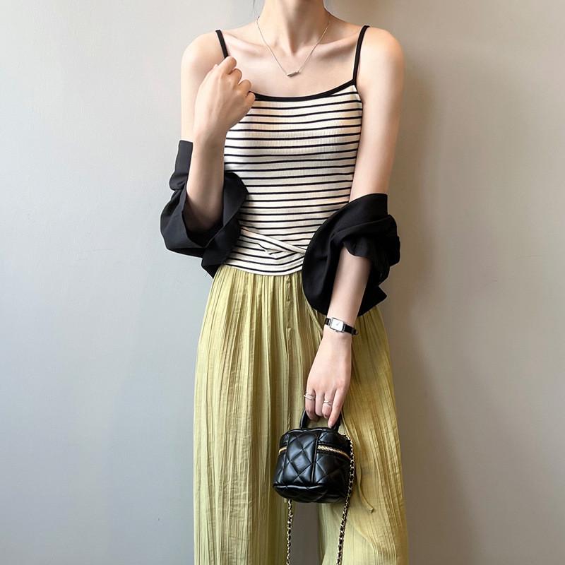 气质高级感条纹吊带背心女夏外穿2025新款修身显瘦百搭纯棉打底衫