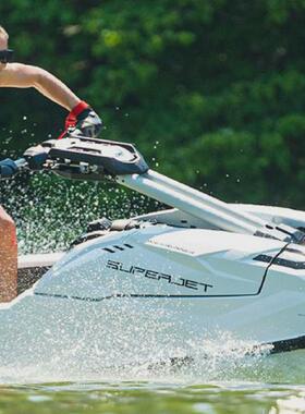 2024年摩托艇水上摩托艇单人SUPERJET冲浪摩托艇全新四冲程