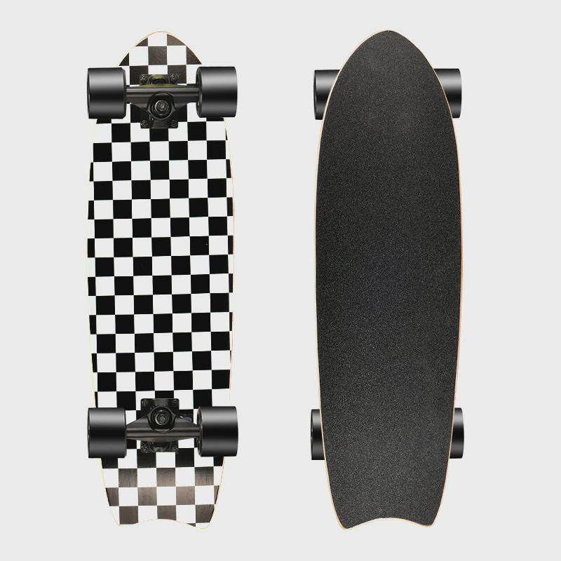 27寸直供68*20cm大鱼板四轮滑板东北枫儿童成人单翘板厂家冲