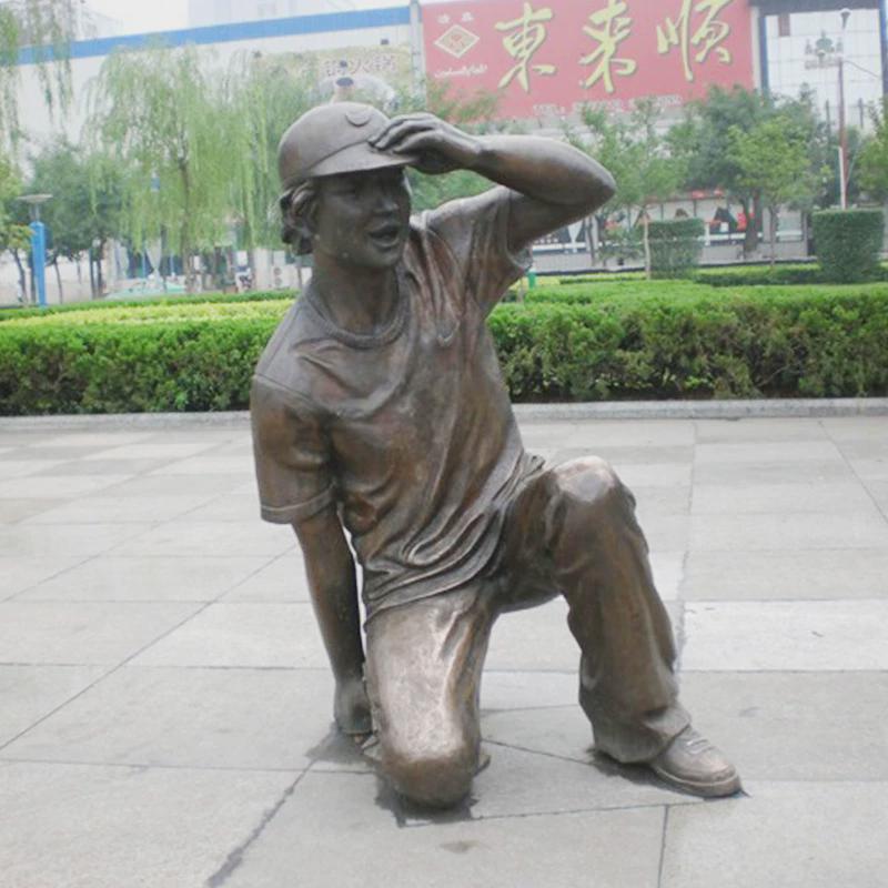 铸铜雕塑户外商业街人物动物铜雕校园玻璃钢仿摆件塑厂家铸铜雕塑