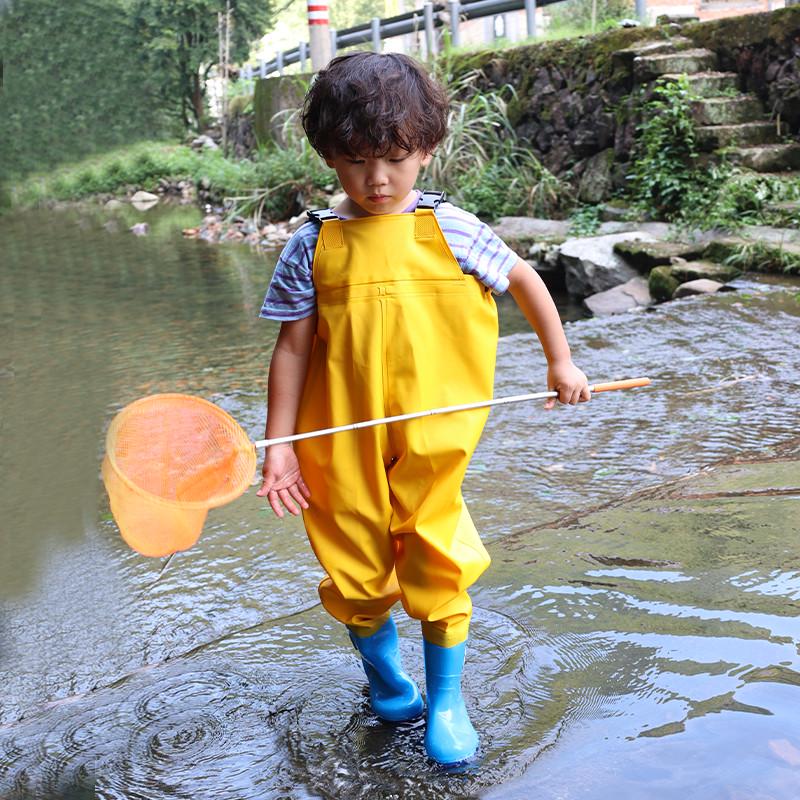 推荐儿童玩水连体下水裤幼儿园防水衣服赶海小孩雨鞋男女抓鱼雨裤