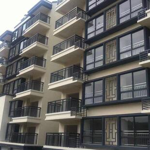 厂家定制锌钢组装式楼梯扶手护栏围墙护栏空调百叶窗阳台护栏