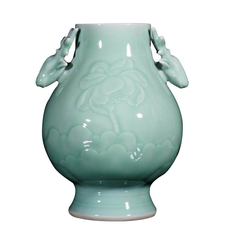 批发景德镇陶瓷器手工仿古花瓶影青年货工艺花瓶中式家居雕刻摆件