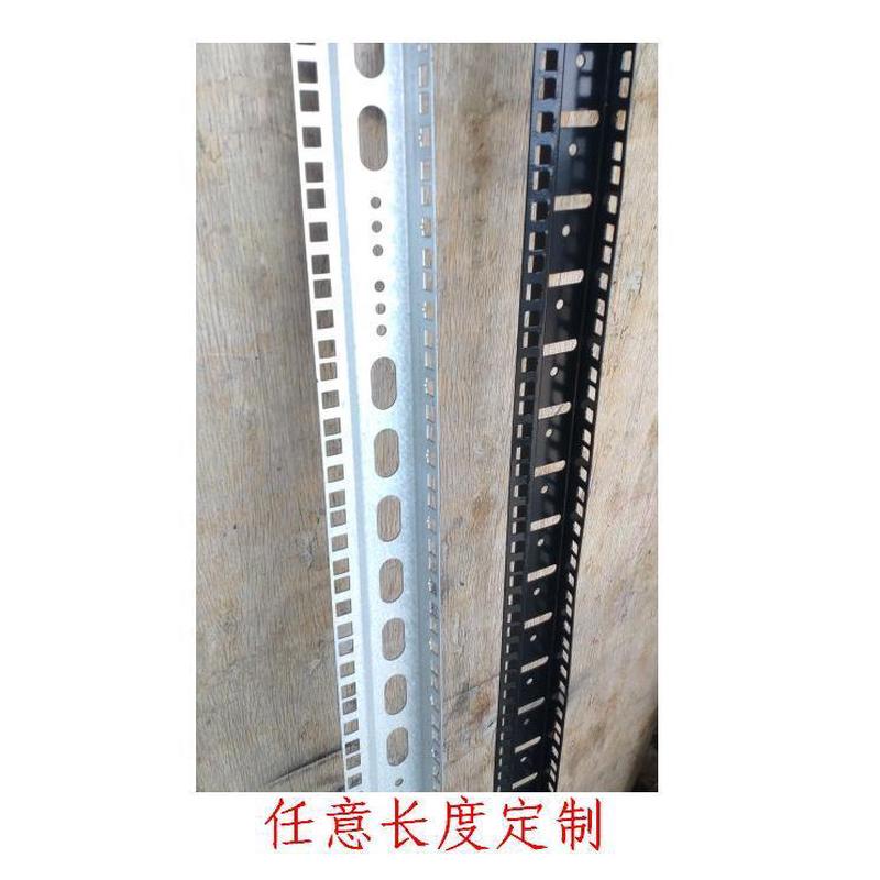 加厚2.0柱功放服务器机柜标准配件:30u立柱/立梁/方孔网络梁/槽