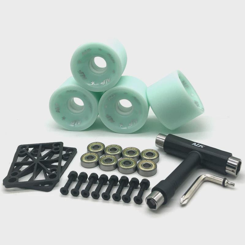 滑板含长板冲浪板配件刷街高弹pu轮子70*51mm轮轴承配件套装