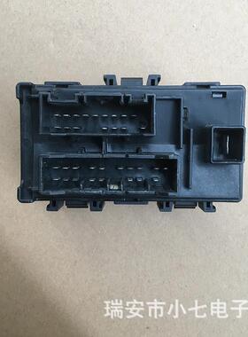 91950-3S400现代起亚索兰托悦动室内保险总成91951-1M000