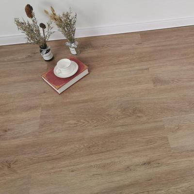 厂家直销新型SPC石塑地板PVC防水锁扣地板安装无缝拼接工程地板