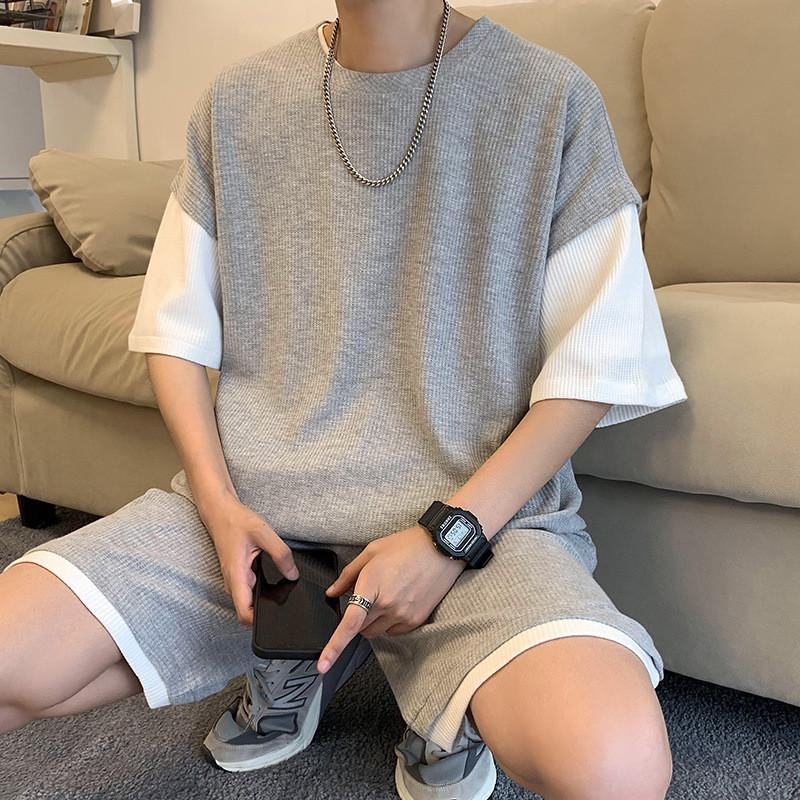 假两件套装男潮牌ins潮流运动上衣夏季薄款华夫格短袖短裤两件套