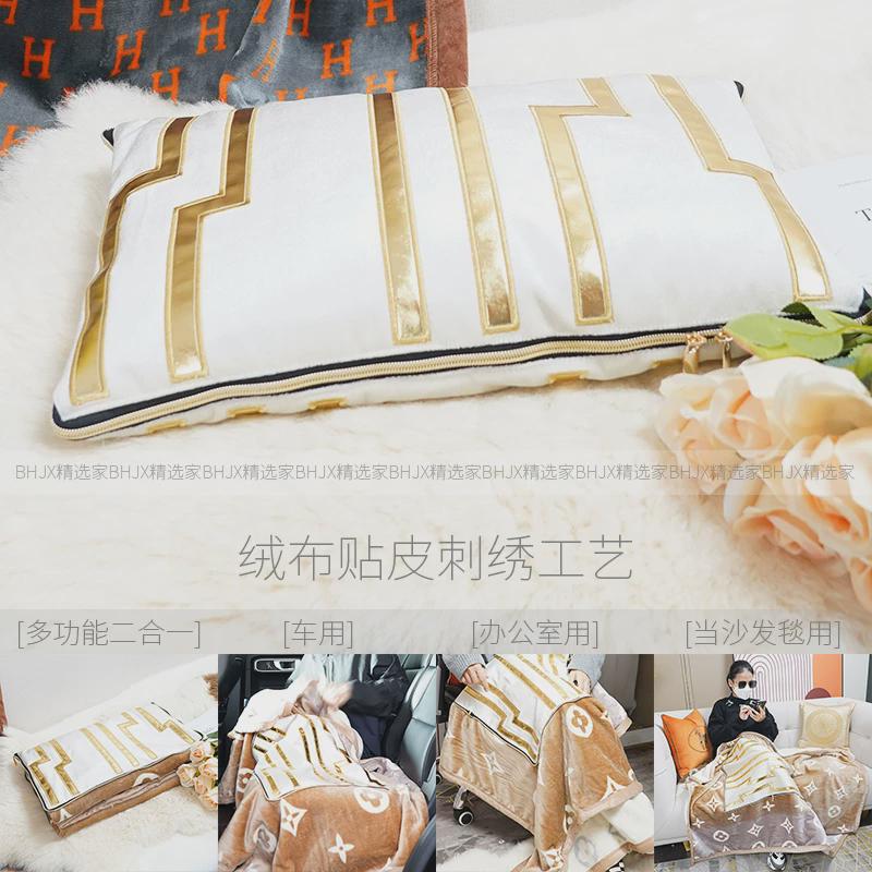 M3NO美式欧式车载抱枕毯被子二合一办公室空调被沙发毯抱枕被