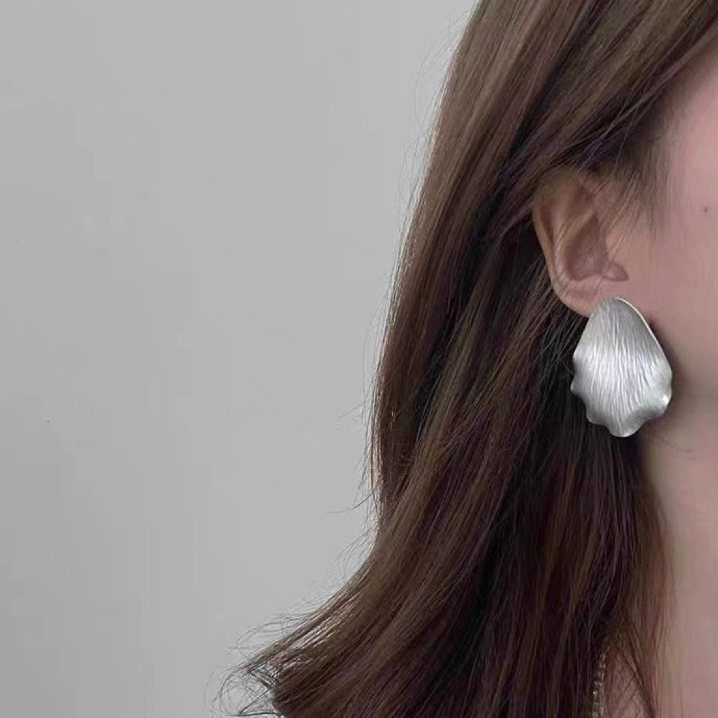 fever同款拉丝弧形花瓣耳钉女冷淡风高级感肌理耳环小众个性耳饰,饰品/流行首饰/时尚饰品新,耳钉,淘宝优惠券,粉丝福利购,淘宝优惠卷