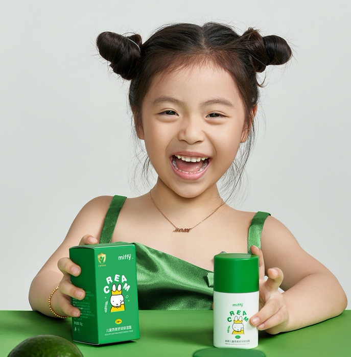 米菲儿童燕麦舒润保湿霜春夏保湿补水滋润爽肤露面霜身体乳3-12岁