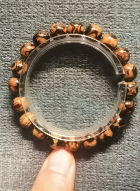 海柳手串:1.0尺寸圆珠。编号C861。