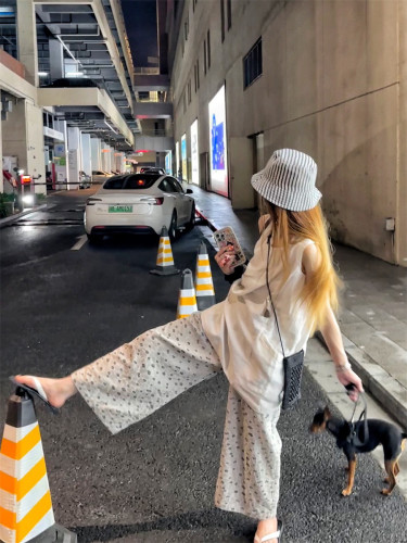 83%棉 松弛感复古双面提花肌理感松紧腰宽松直筒裤九分阔腿裤女