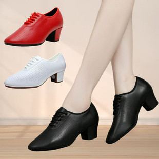 真皮舞蹈鞋时尚牛皮软底女广场舞鞋交谊拉丁舞厅室内毛底室外红色